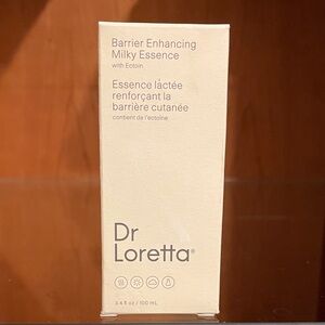Dr. Loretta Barrier Enhancing Milky Essence with Ectoin
100ml/3.4 fl oz
NIB